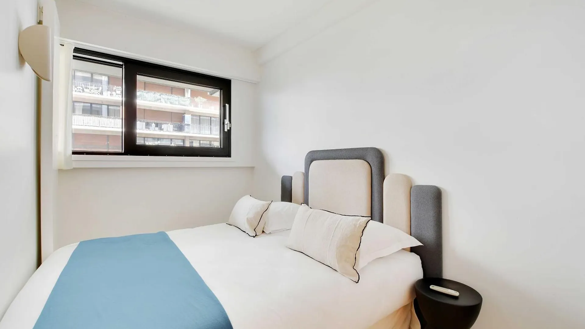 Passy - Eiffel Tower - Amazing 2Br With Garden Apartment Paris